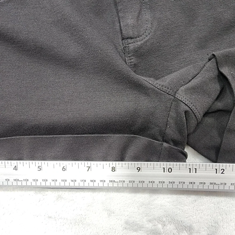 Maurices Shorts Womens M Black Chino Cuffed Stretch 5 Pocket Casual Summer